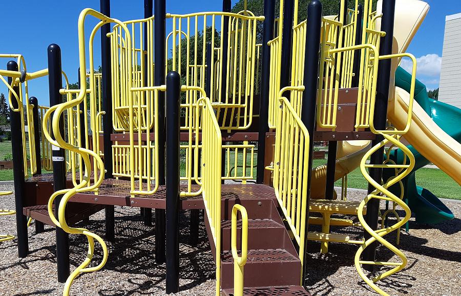 Hardisty School: Accessible Playground
